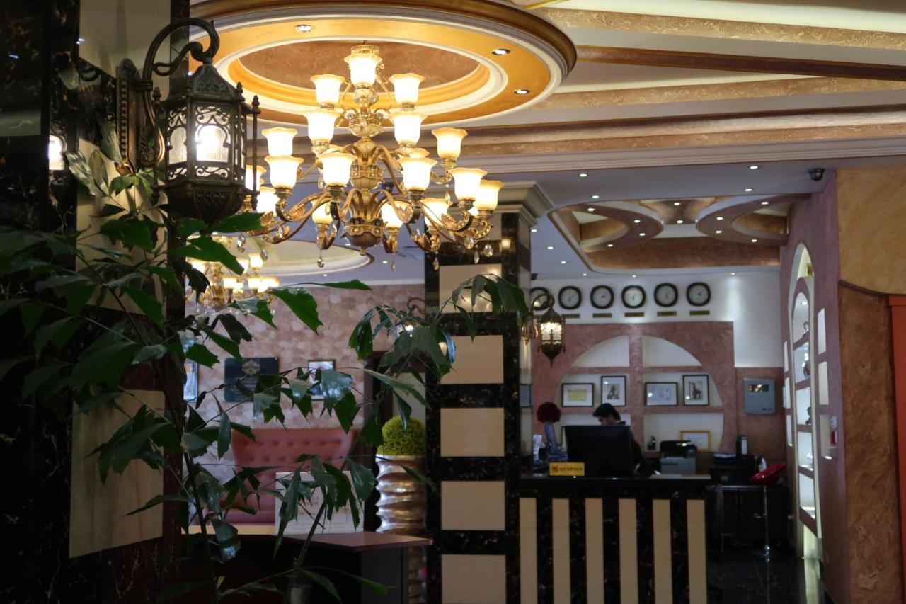 Boulevard Palace Hotel Monrovia Exteriér fotografie