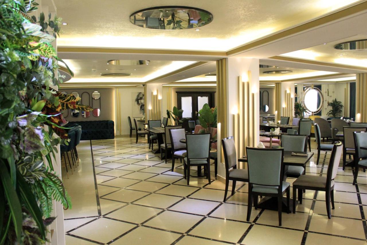Boulevard Palace Hotel Monrovia Exteriér fotografie